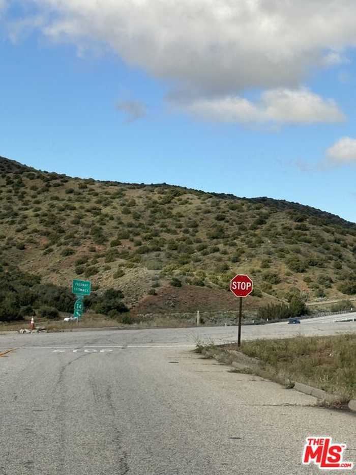 photo 2: Vac Sierra Highway, Acton CA 93510