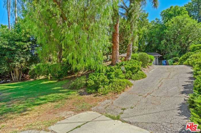 photo 24: 22858 Cass Avenue, Woodland Hills CA 91364