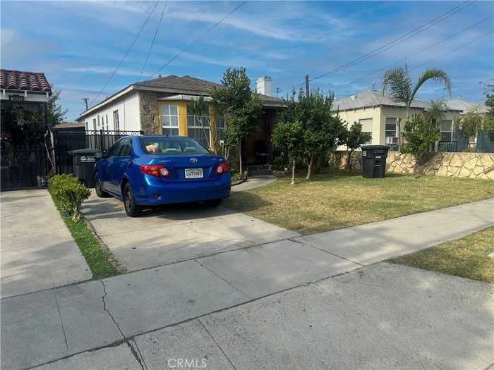 photo 2: 3802 Hill Street, Huntington Park CA 90255