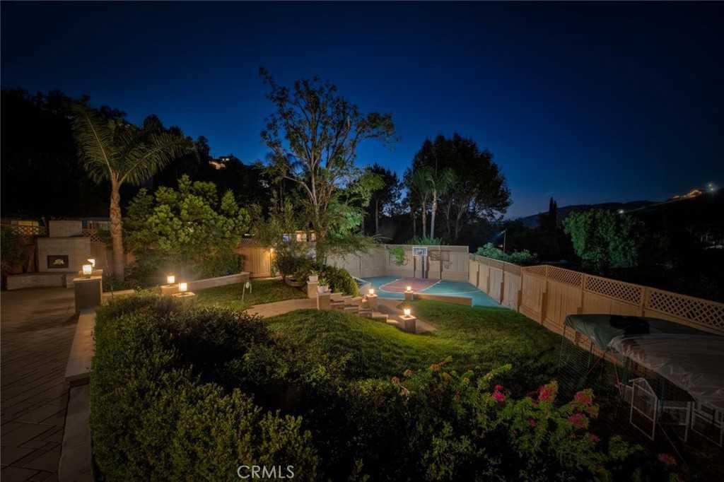 photo 3: 10385 Cresthaven Lane, North Tustin CA 92705