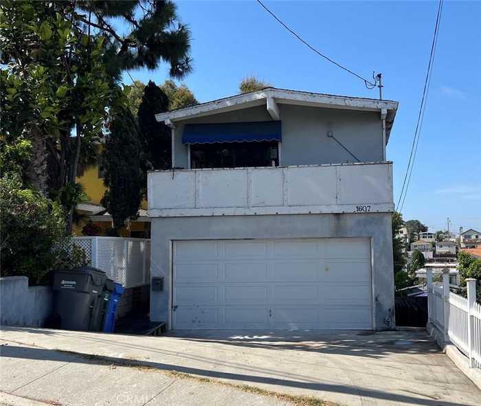 photo 1: 1607 Van Horne Lane, Redondo Beach CA 90278