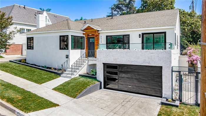 photo 1: 5528 Harcross Drive, Los Angeles CA 90043