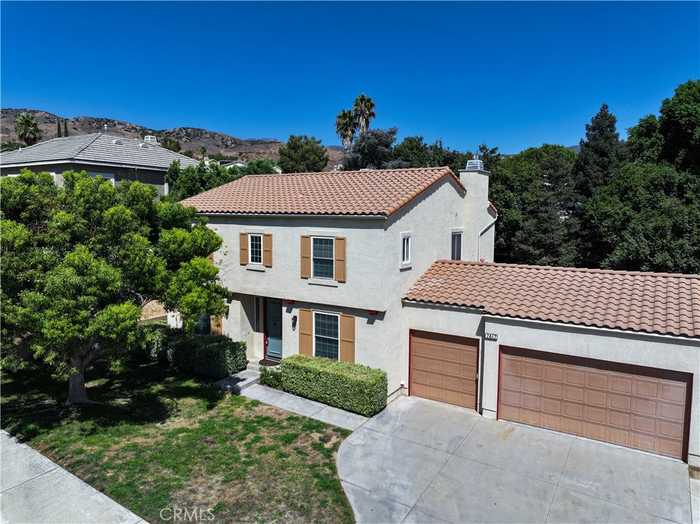 photo 1: 7447 Glen Oaks, Highland CA 92346