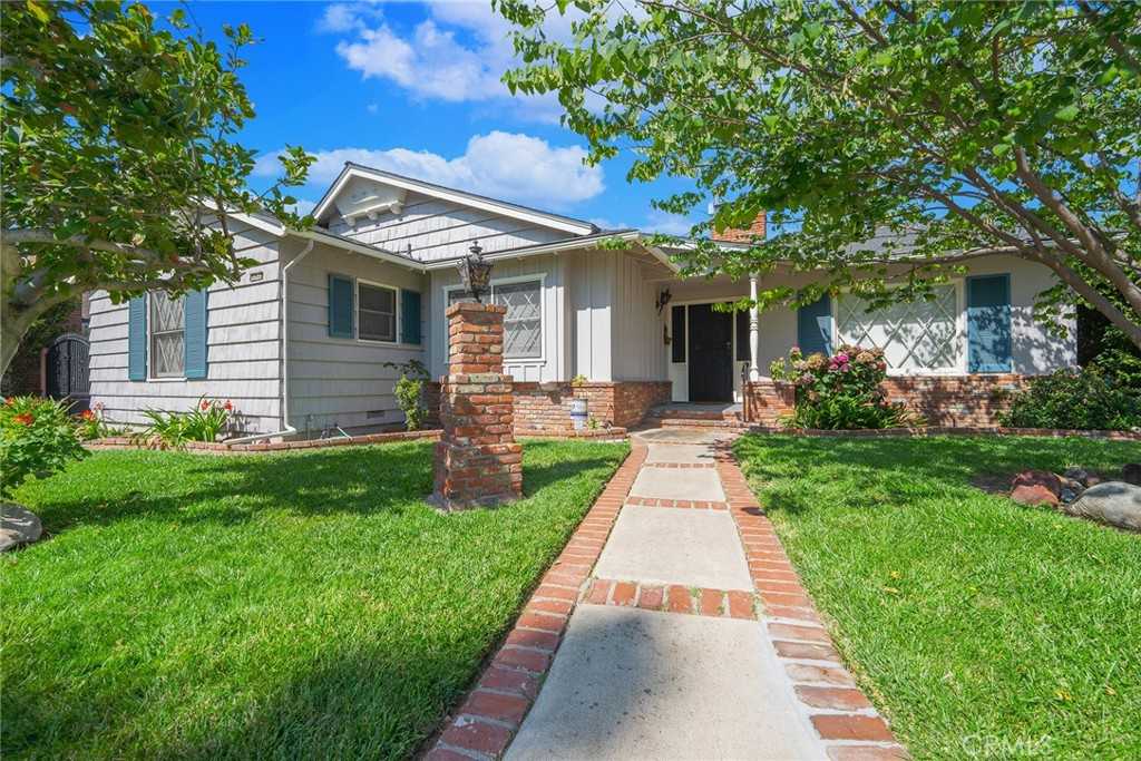 photo 1: 2526 Poinsettia Street, Santa Ana CA 92706