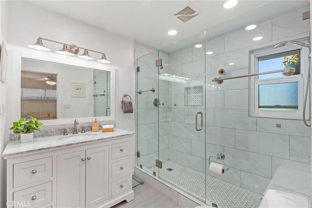 photo 3: 2965 Andros Street, Costa Mesa CA 92626