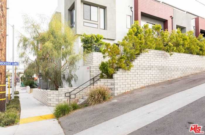 photo 2: 295 Dockside Lane, San Pedro CA 90731