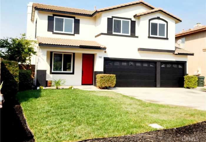 photo 1: 13544 Bunker Hill Place, Fontana CA 92336