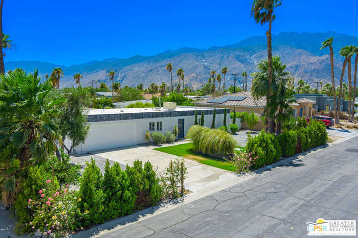 photo 2: 2405 E Francis Drive, Palm Springs CA 92262