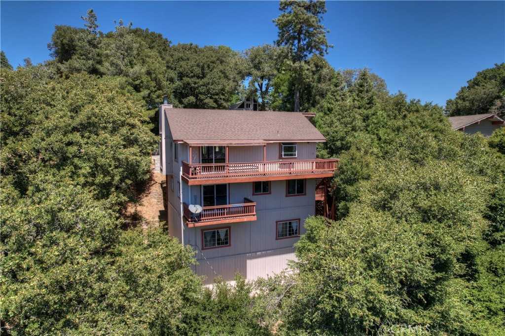 photo 3: 24355 Wabern Court, Crestline CA 92325