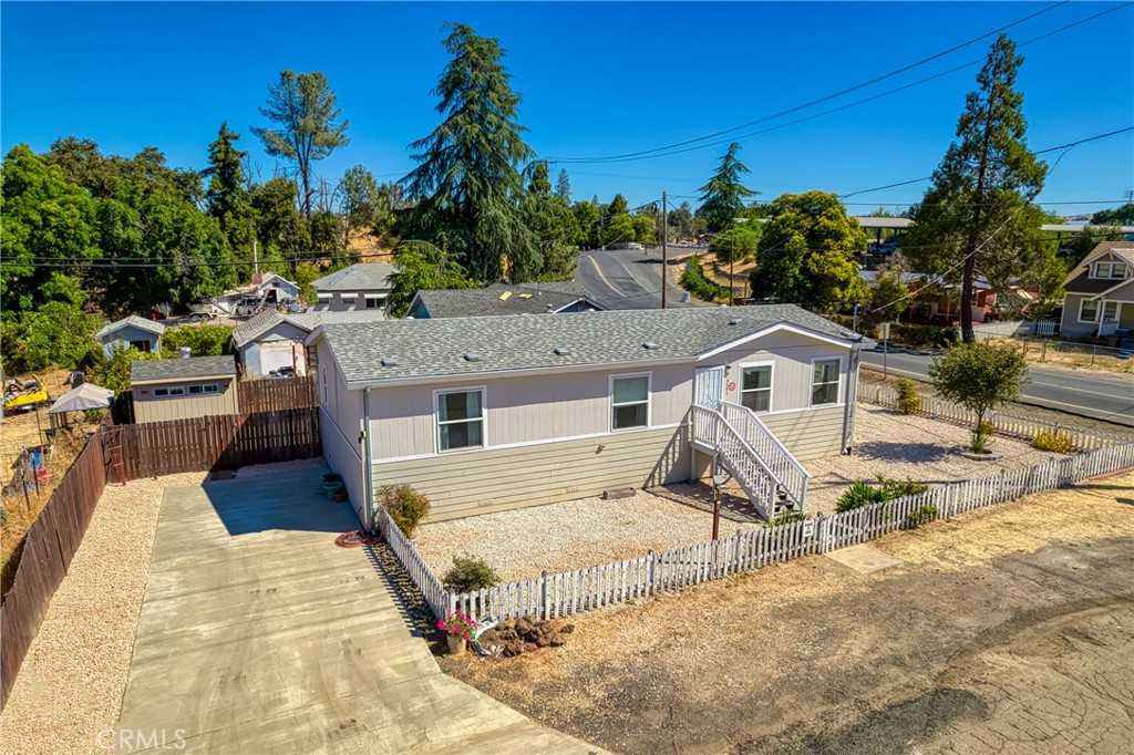 photo 1: 9595 Lake Street, Lower Lake CA 95457