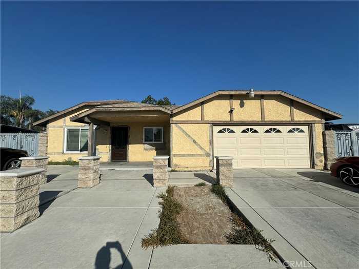 photo 2: 6191 Maloof Avenue, Fontana CA 92336