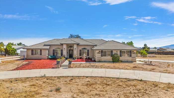 photo 1: 12730 Fir Street, Oak Hills CA 92344