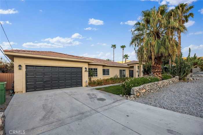 photo 2: 38280 Bel Air Dr, Cathedral City CA 92234