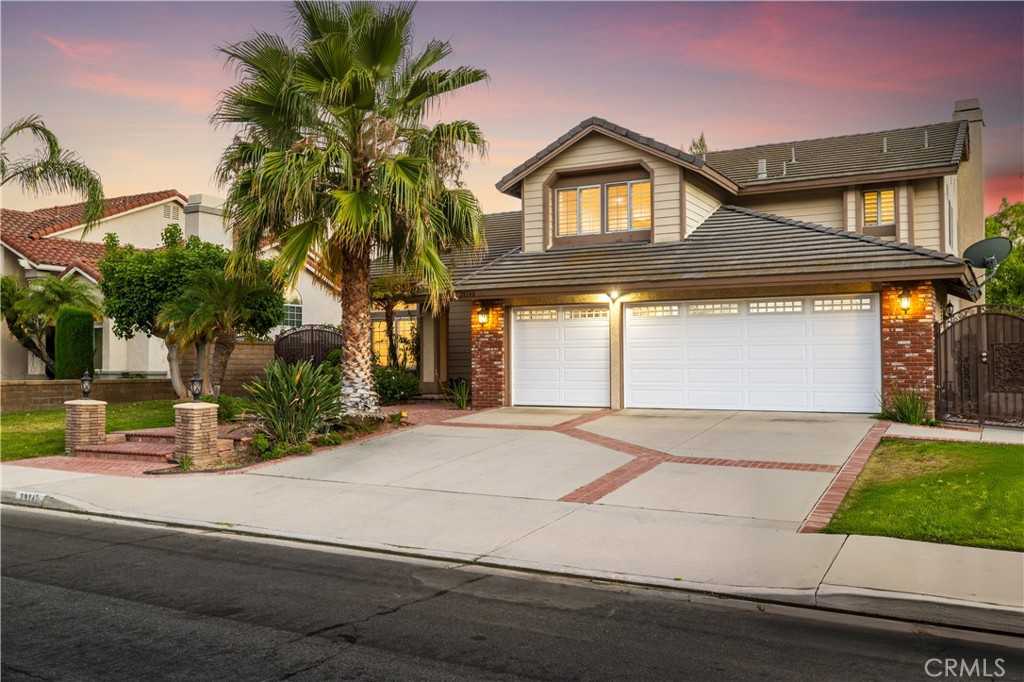 photo 2: 28140 Meadow Land Drive, Yorba Linda CA 92887