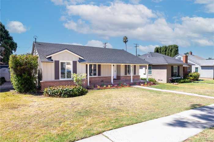 photo 1: 13814 Penn Street, Whittier CA 90602