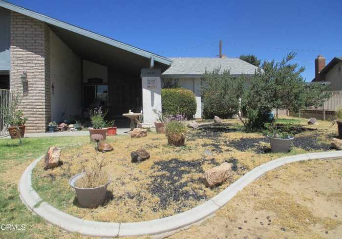 photo 1: 3525 Aberdeen Place, Mojave CA 93501