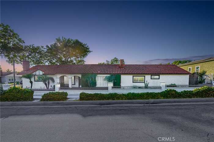 photo 2: 8321 Michigan Avenue, Whittier CA 90605