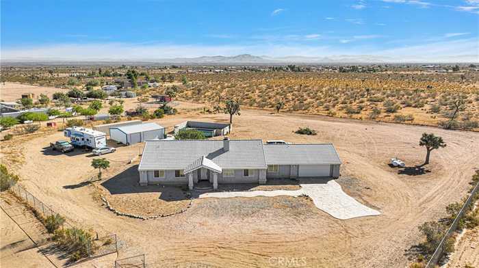 photo 1: 11727 Oxford Road, Phelan CA 92371