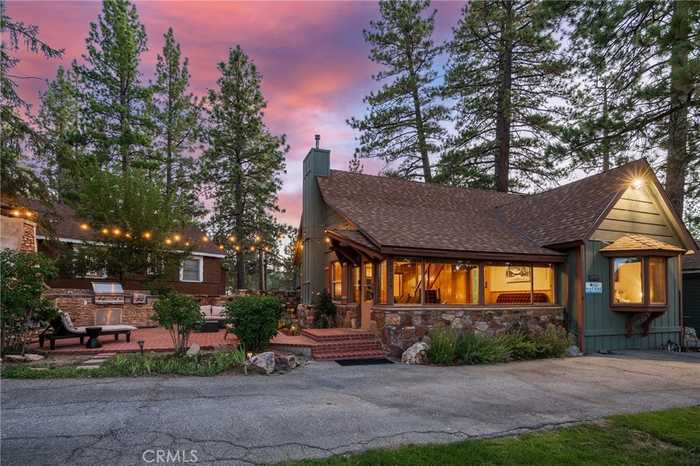 photo 1: 40123 Lakeview Drive, Big Bear Lake CA 92315