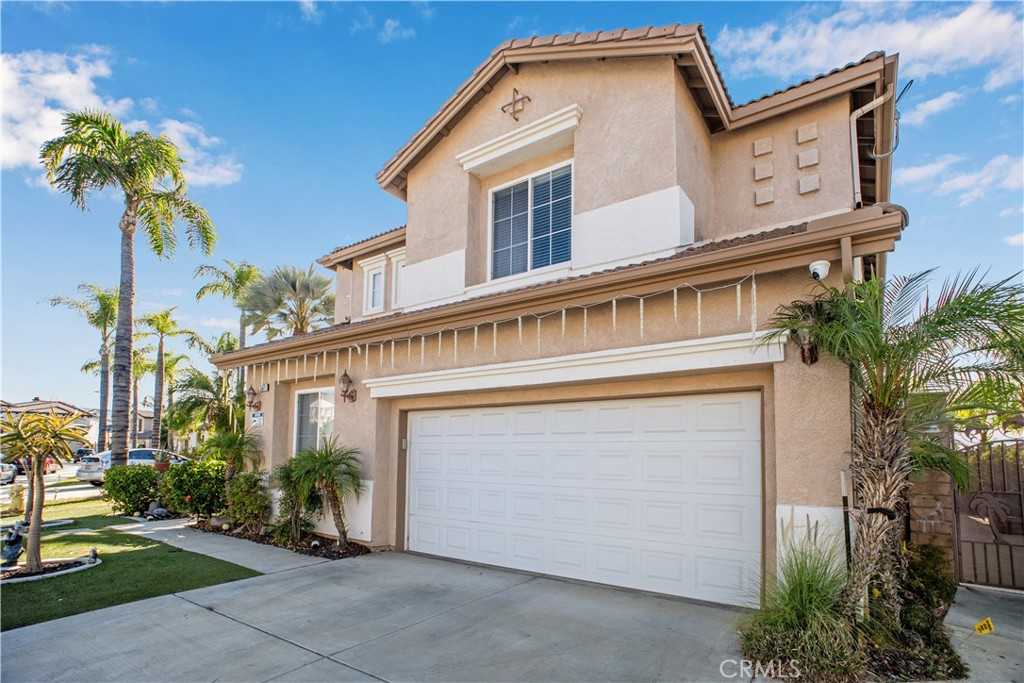 photo 2: 21071 Kimberly Court, Lake Elsinore CA 92532