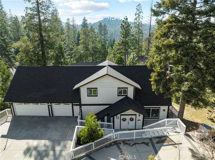 photo 2: 236 North Grass Valley Road, Lake Arrowhead CA 92352