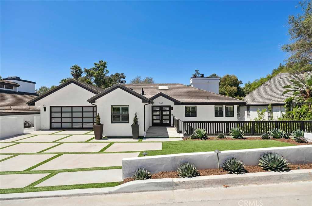 photo 1: 363 Newport Glen Court, Newport Beach CA 92660