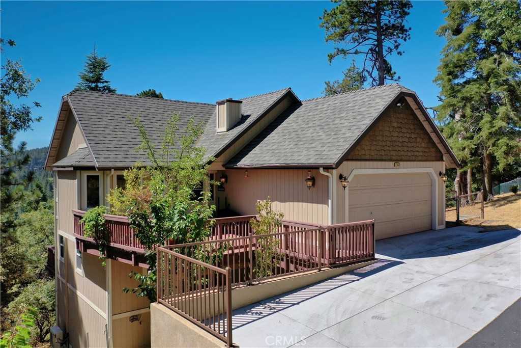 photo 2: 26520 Walnut Hills Drive, Lake Arrowhead CA 92391