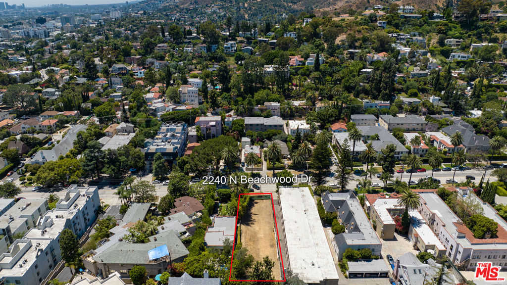 photo 2: 2240 N BEACHWOOD Drive, Los Angeles CA 90068