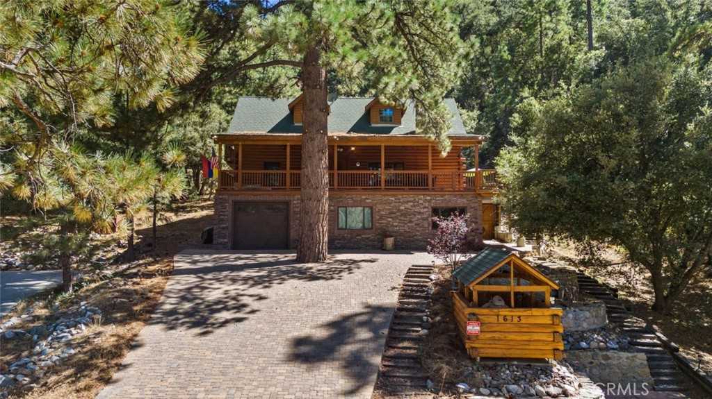 photo 3: 1613 Freeman Drive, Pine Mountain Club CA 93225