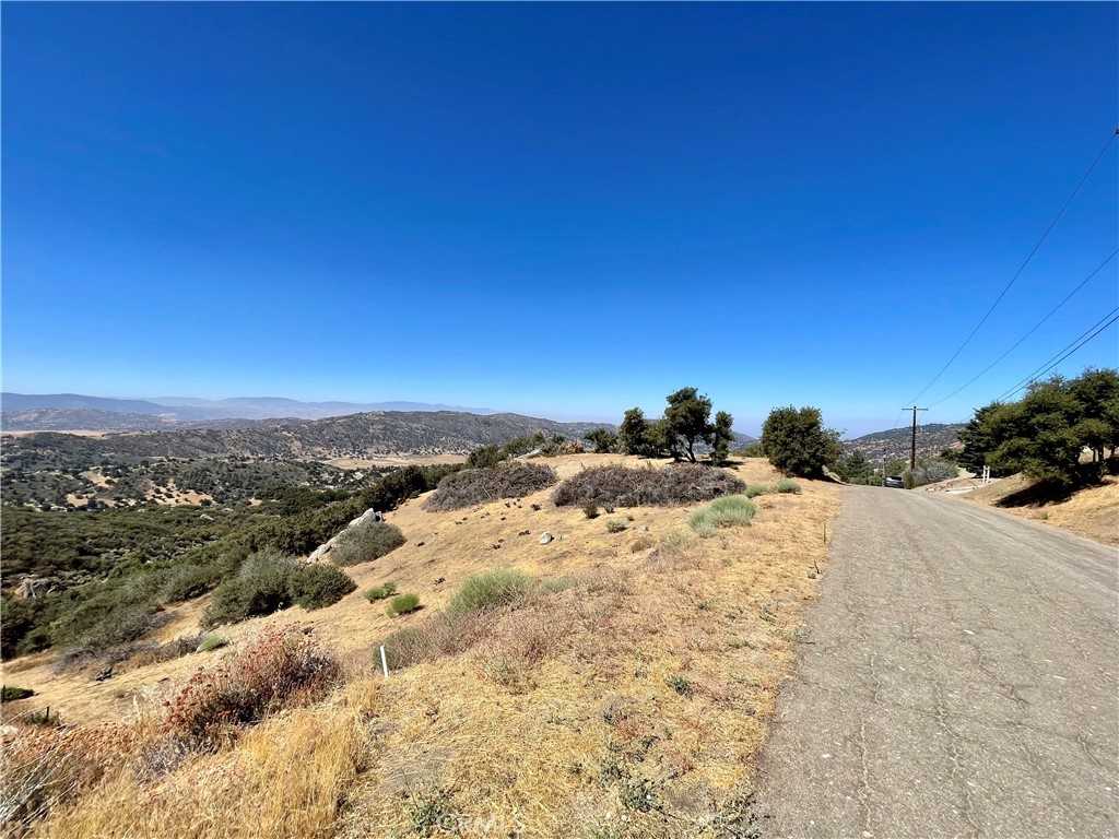 photo 2: 25880 496 Ironwood Court, Tehachapi CA 93561