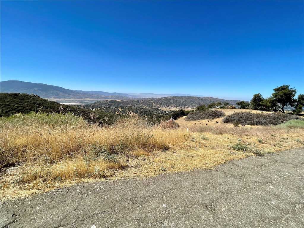 photo 3: 25880 496 Ironwood Court, Tehachapi CA 93561