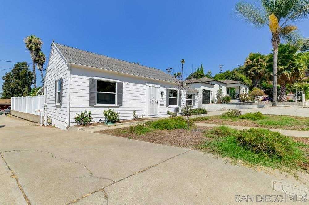 photo 3: 4390 Yale Ave, La Mesa CA 91942