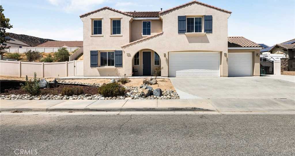 photo 1: 41713 Chardonnay Avenue, Palmdale CA 93551