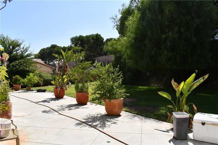 photo 10: 2442 Old Windmill Court, Riverside CA 92503