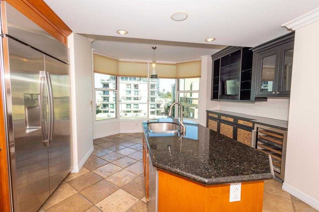 photo 3: 2500 Sixth Avenue Unit 504, San Diego CA 92103