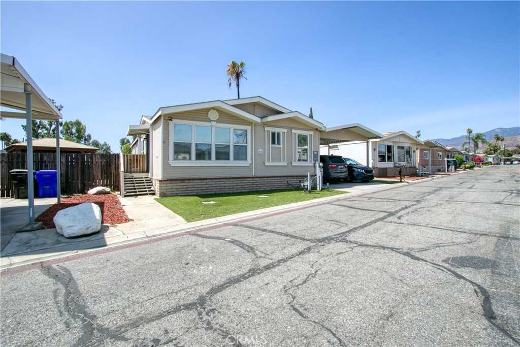 photo 3: 7717 Church Avenue Unit 111, Highland CA 92346