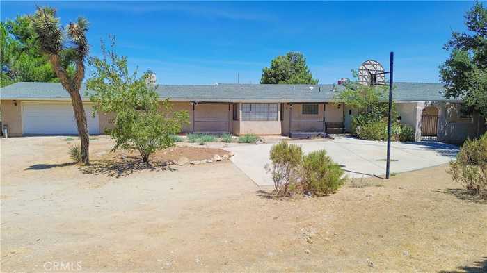 photo 1: 36042 32nd Street E, Palmdale CA 93550