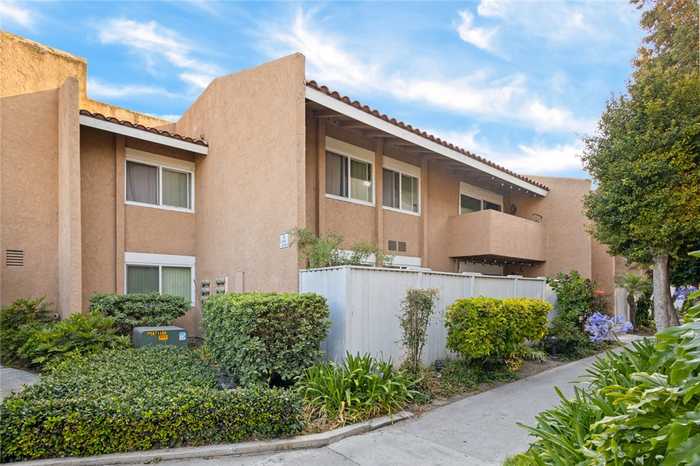 photo 1: 1001 W MacArthur Blvd Unit 104, Santa Ana CA 92707