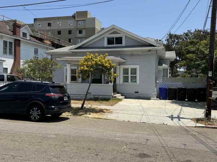 photo 1: 3833 8th Ave, San Diego CA 92103