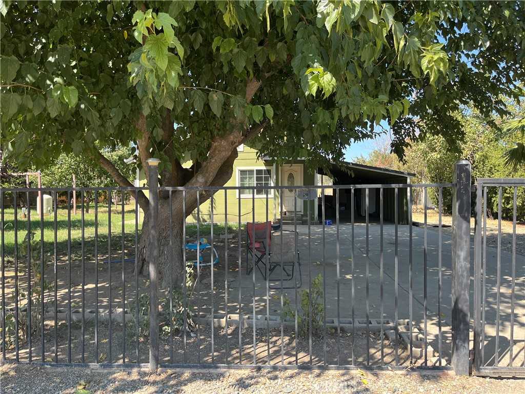 photo 1: 24016 Mclane Avenue, Corning CA 96021