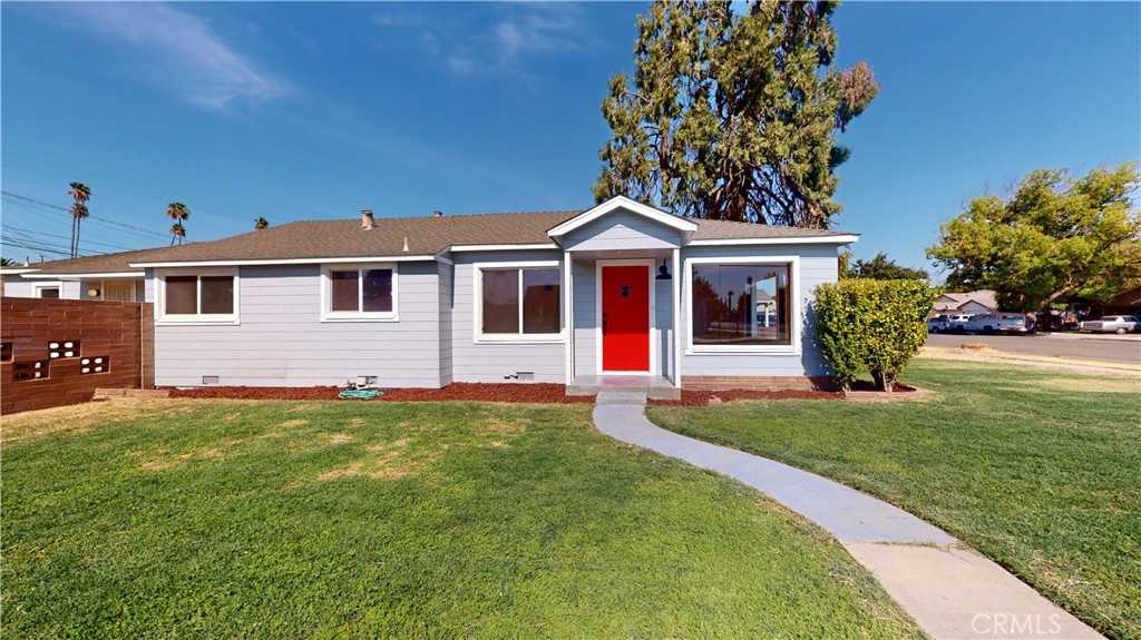 photo 1: 514 Trinity Avenue, Chowchilla CA 93610