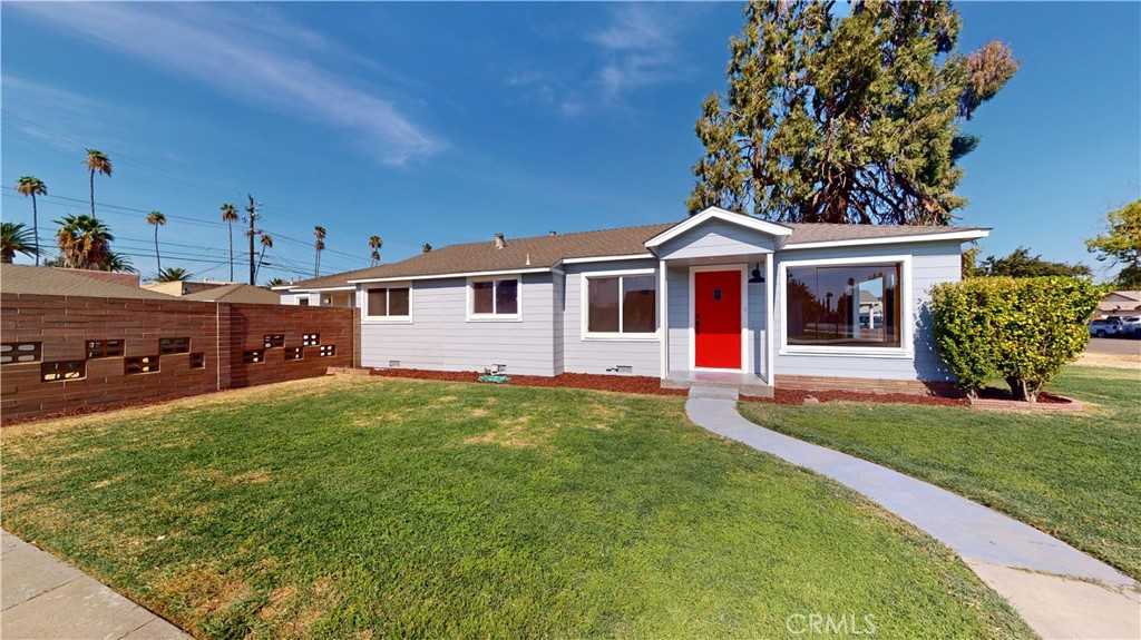 photo 2: 514 Trinity Avenue, Chowchilla CA 93610