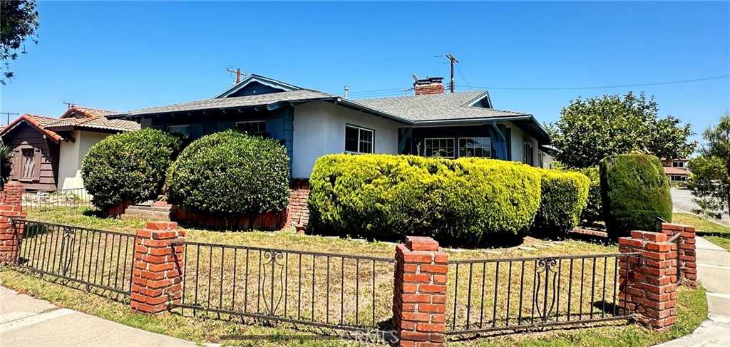 photo 2: 16818 Kornblum Avenue, Torrance CA 90504