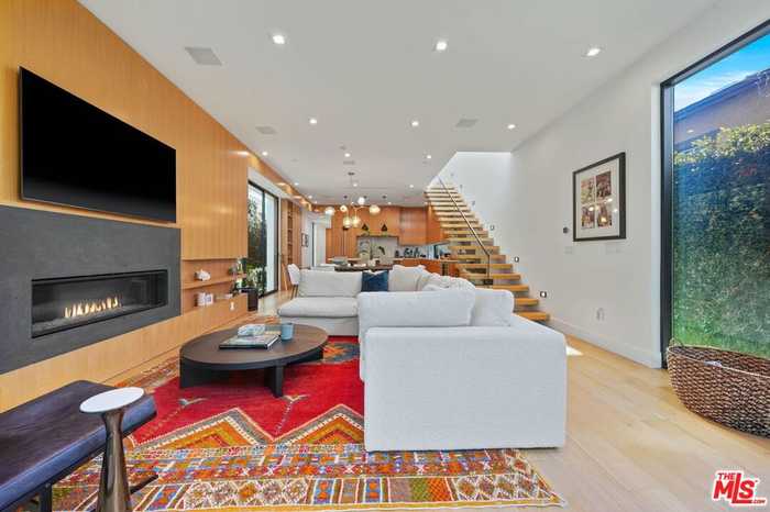 photo 1: 722 Marine Street, Santa Monica CA 90405