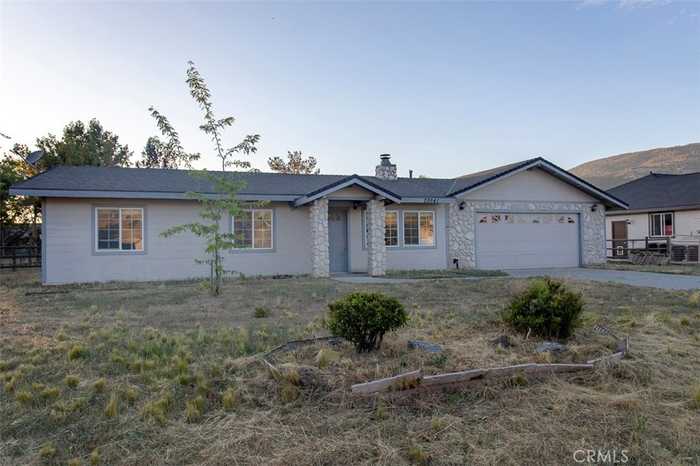 photo 1: 29541 Ryder Cup Lane, Tehachapi CA 93561