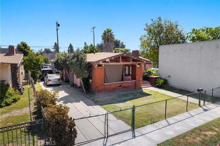 photo 2: 6356 Templeton Street, Huntington Park CA 90255