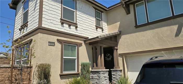 photo 2: 3211 E Mt Rainier Drive, Ontario CA 91762