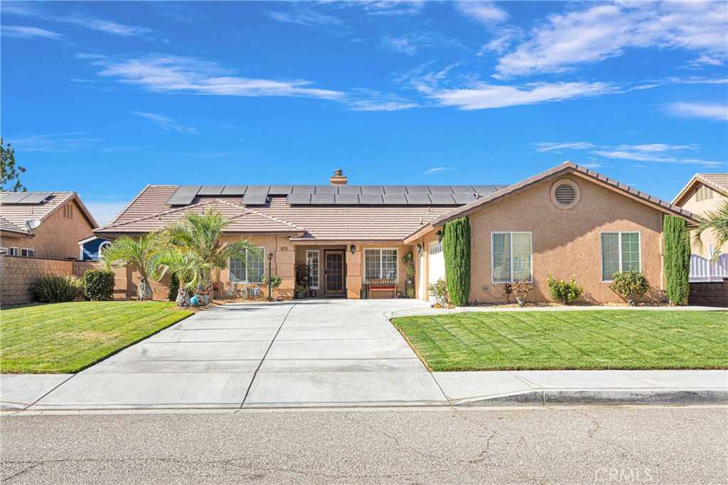 photo 1: 13440 Gold Springs Street, Victorville CA 92392