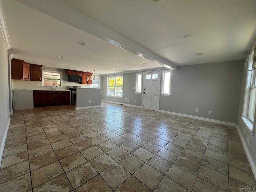 photo 3: 17705 S Western Avenue Unit 27, Gardena CA 90248