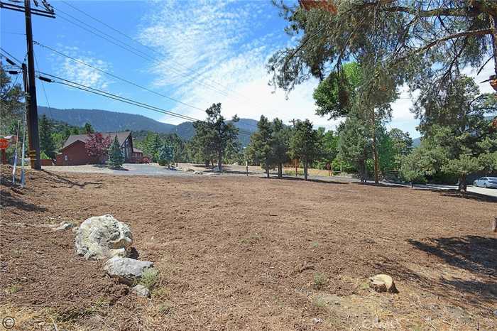 photo 5: 2029 St Bernard Drive, Pine Mountain Club CA 93222